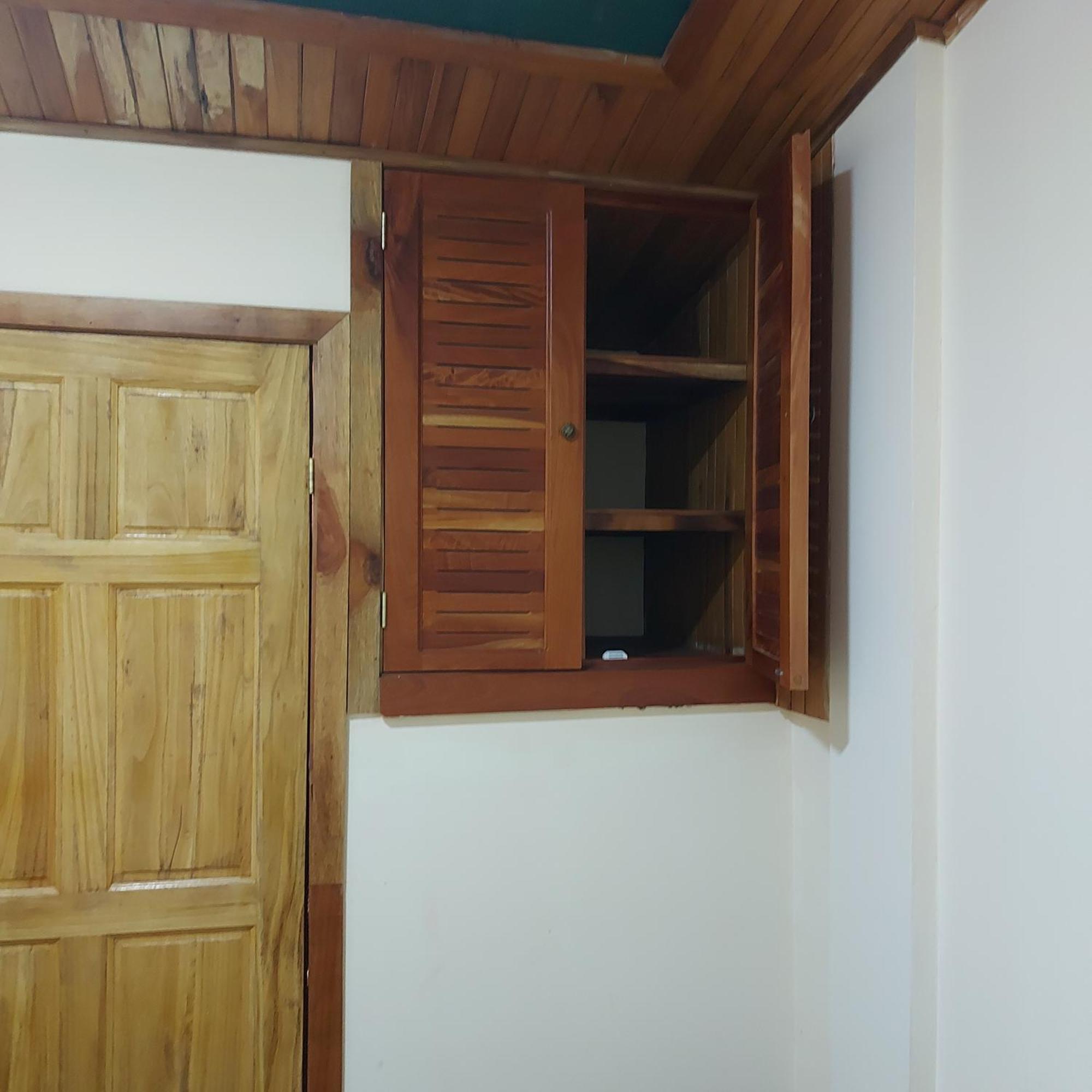Alisson Hotel Y Restaurant Monteverde Ngoại thất bức ảnh
